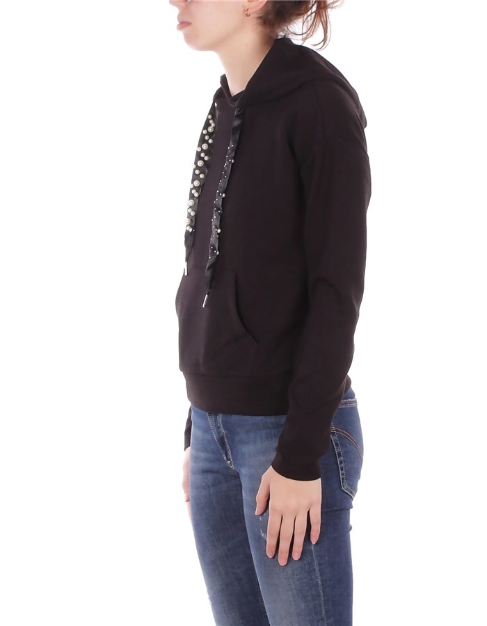 ONLY Con Cappuccio Black