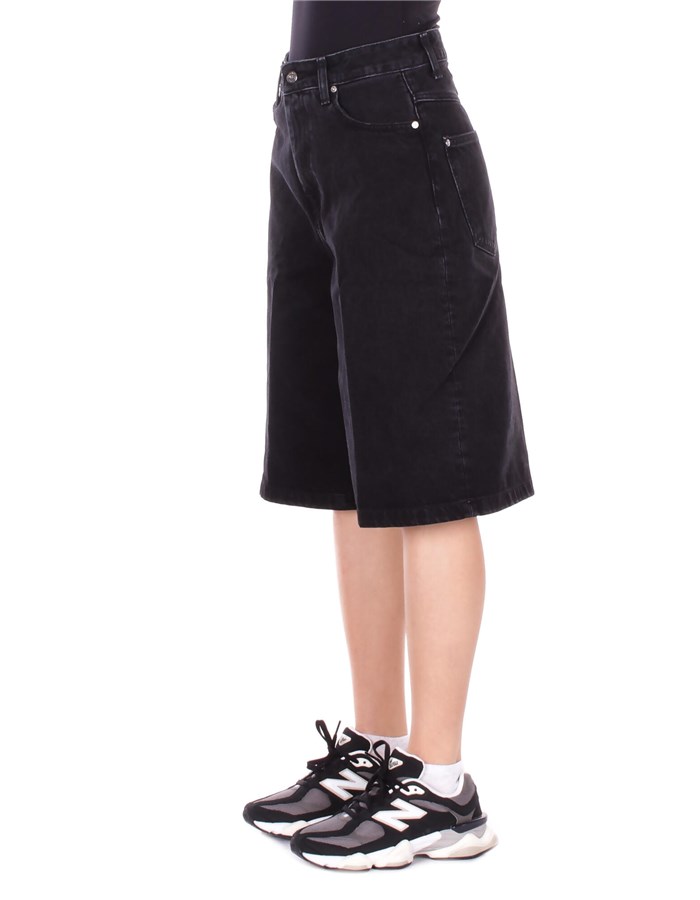 CARHARTT WIP Shorts Black