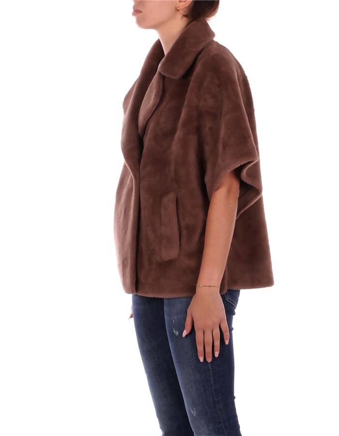 MANILA GRACE Fur coats Brown